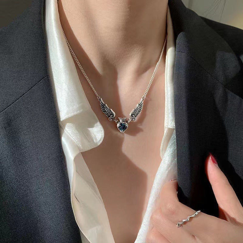 Vintage Gothic Heart Crown Necklaces