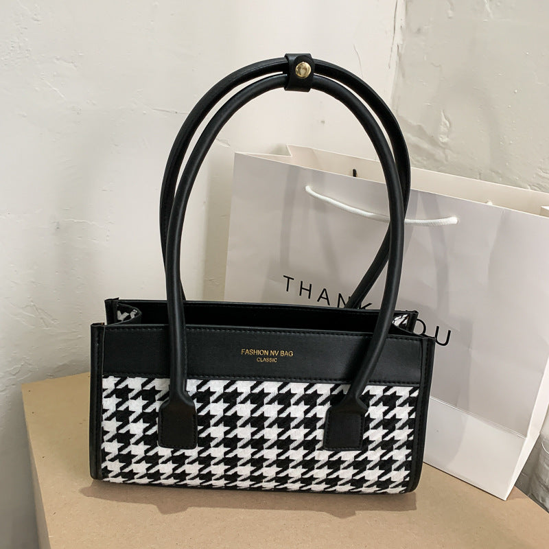 Versatile Plaid Hand Carry Bags