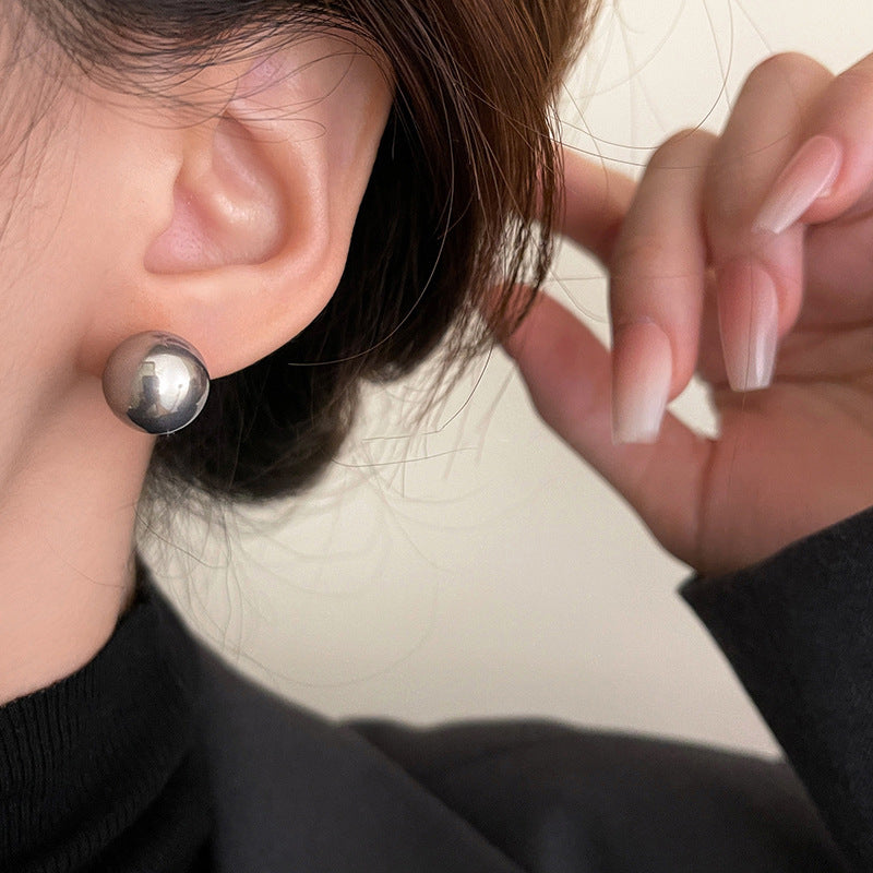 Gray Pearl Stud Earrings