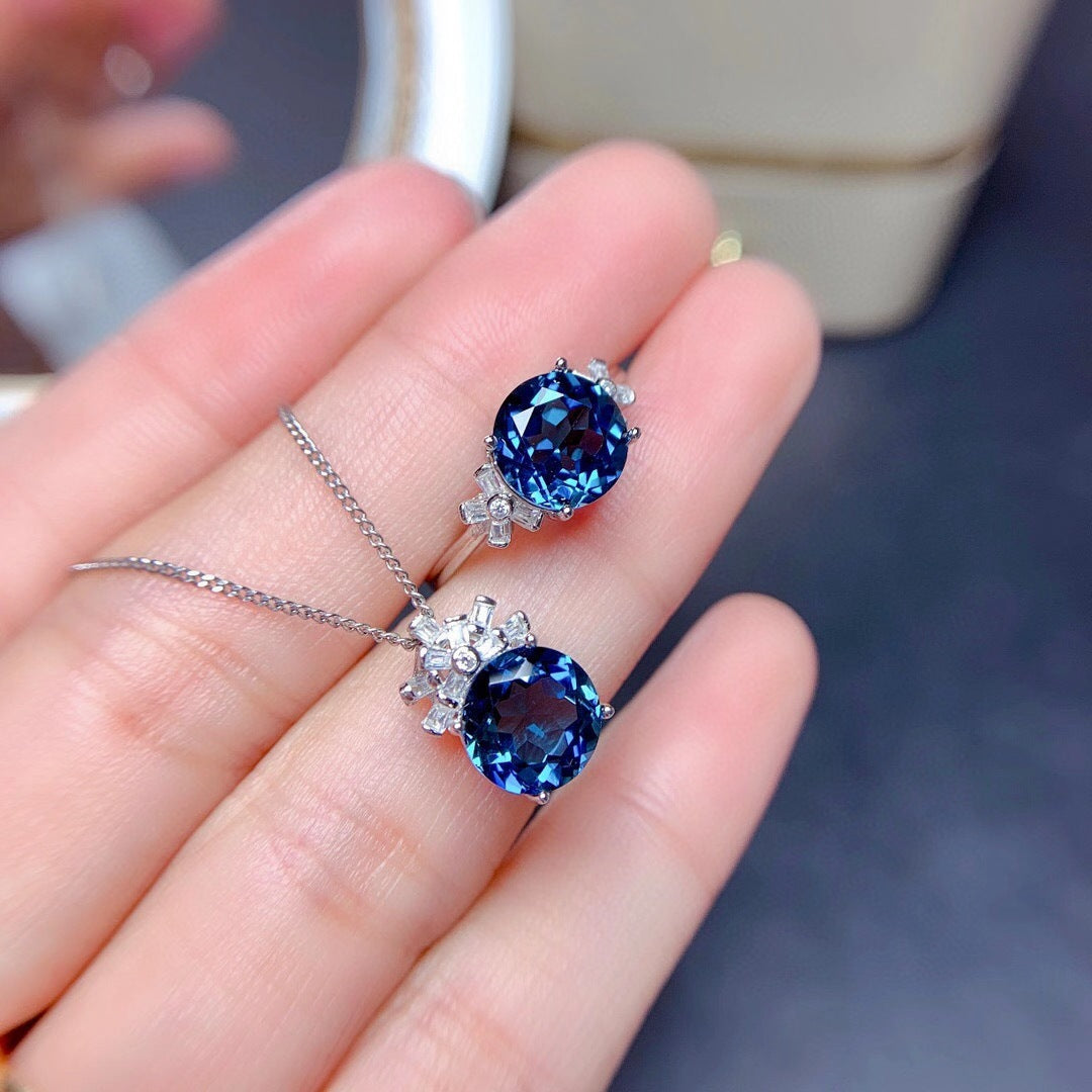 Blue Stones Pendants Necklaces